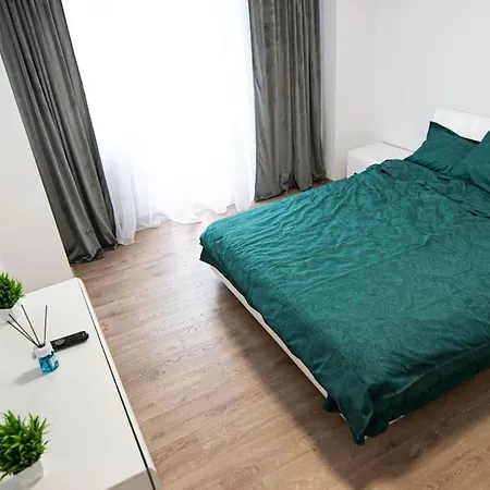 Old City Apartment With Fountain& City Views 2 Balconeys Διαμέρισμα Βουκουρέστι