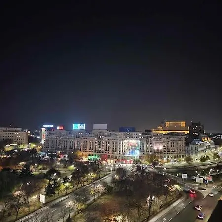 Old City Apartment With Fountain& City Views 2 Balconeys Βουκουρέστι