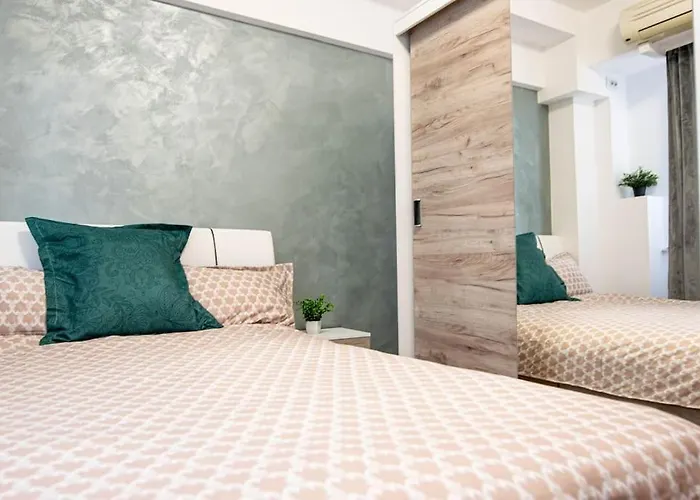 Ultra Luxury 3br 2bath & Amazing Views *