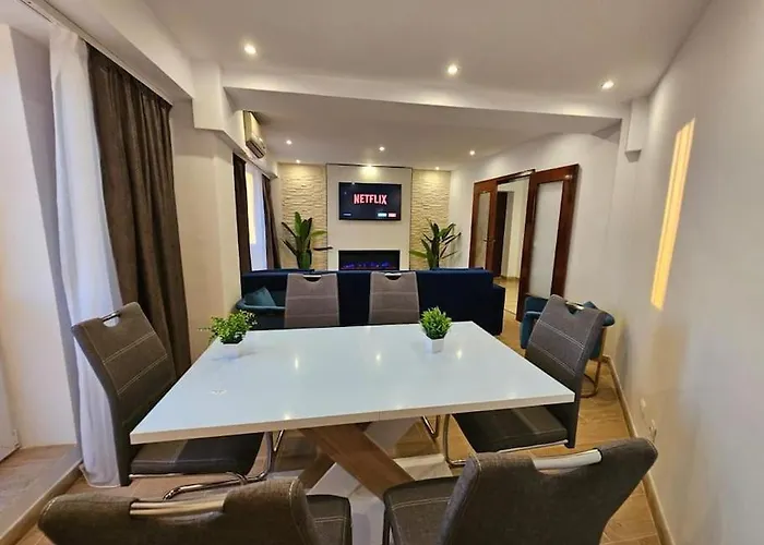 Ultra Luxury 3br 2bath & Amazing Views