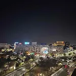 Ultra Luxury 3br 2bath & Amazing Views Bukarest
